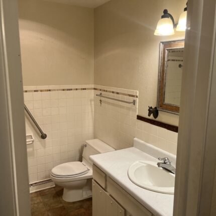 Berthoud Bathroom Tub